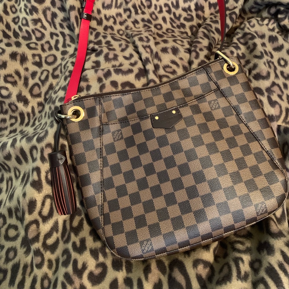 Louis Vuitton South Bank Besace